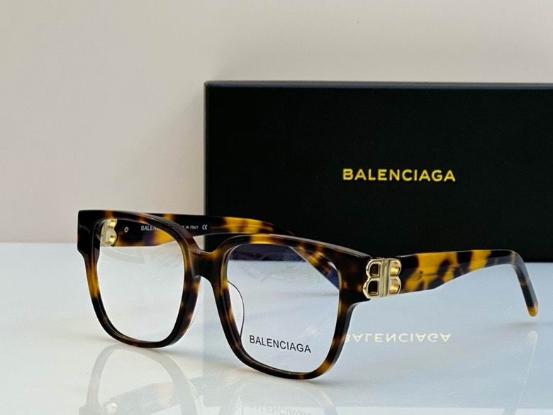 Balenciaga Glasses 010806