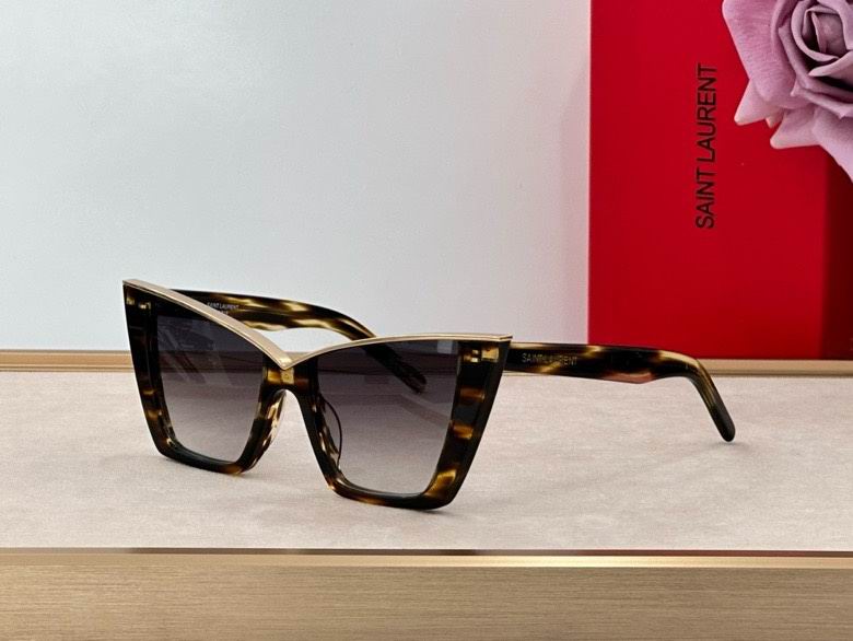 YSL Glasses 010906