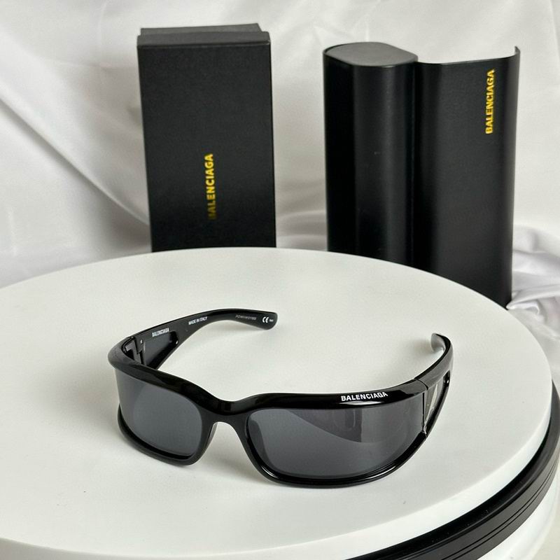 Balenciaga Glasses 011804