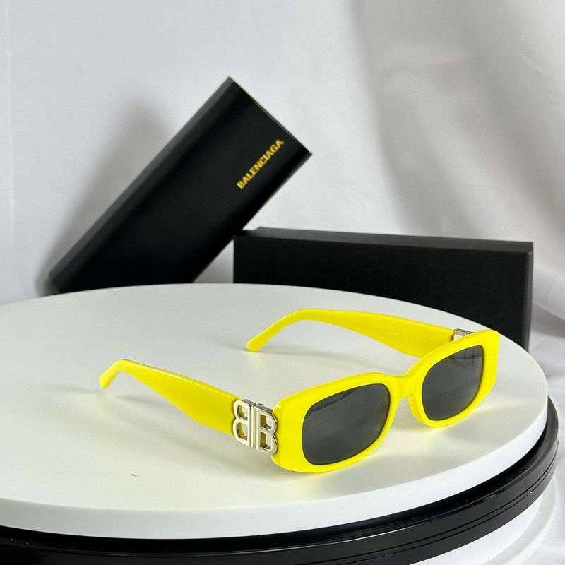 Balenciaga Glasses 012502