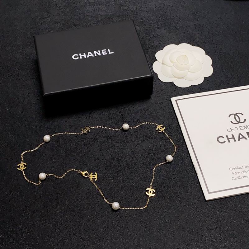 Chanel necklace 1lyx14