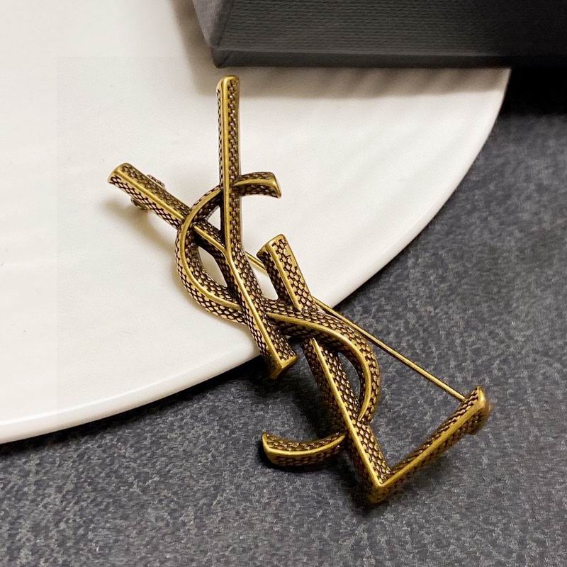 YSL Brooch 9lyr8