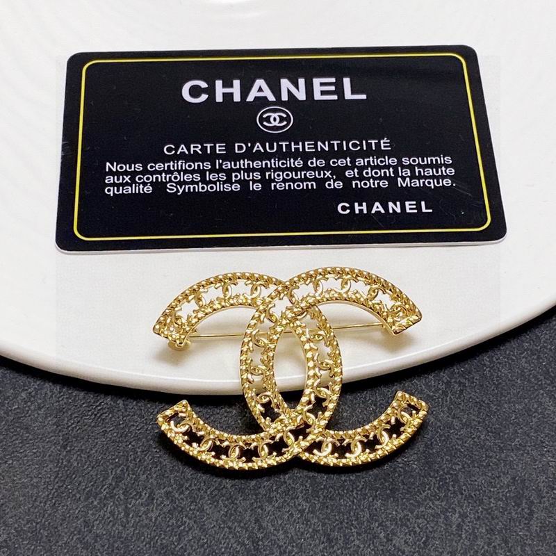 Chanel Brooch 1lyx58