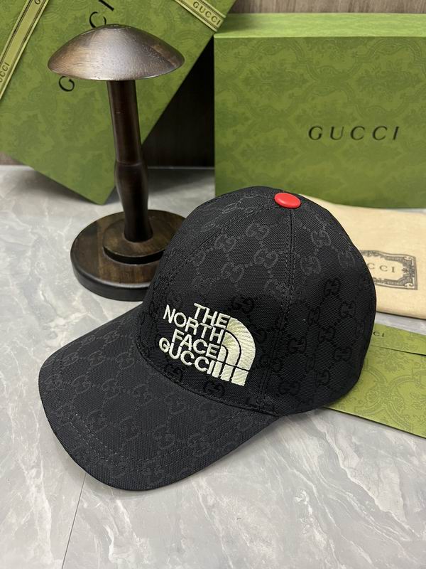 25 Gucci 联名棒球帽 0309