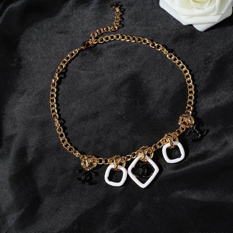 Chanel necklace 1lyx122