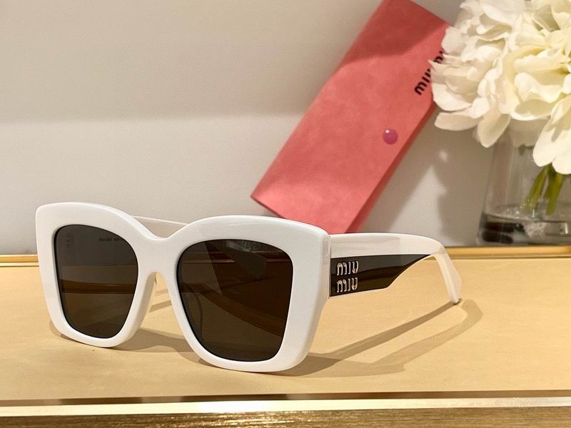 MiuMiu Glasses smx19