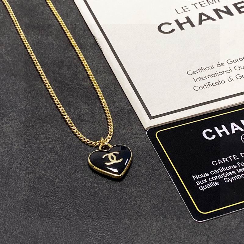 Chanel necklace 1lyx130