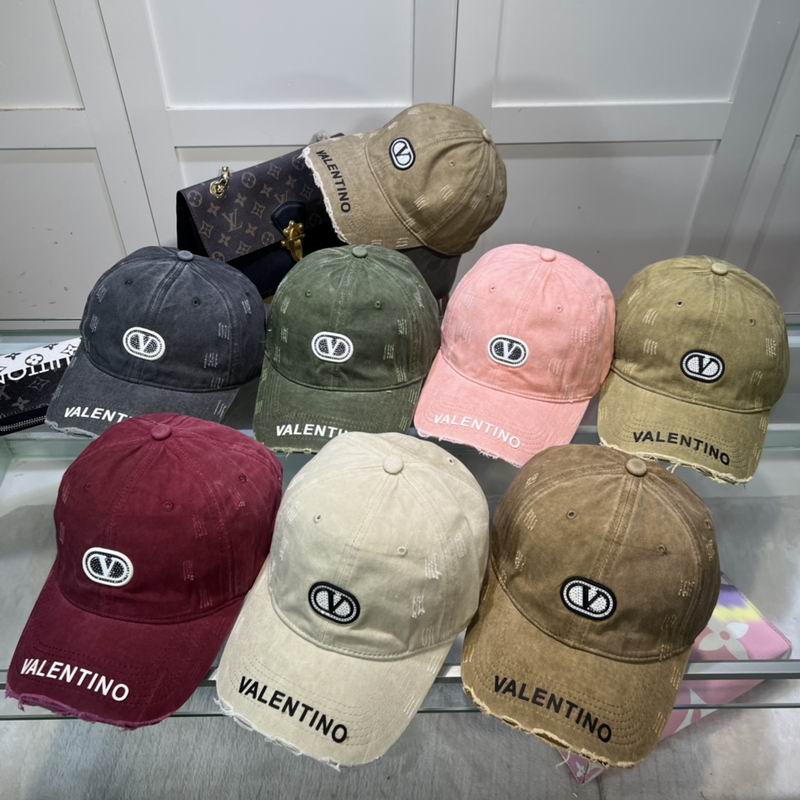 25 Valentino Cap 0312