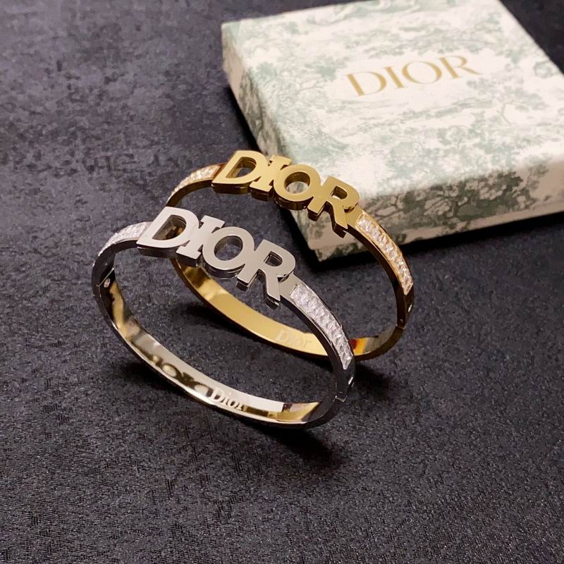Dior Bracelet 03lyr29