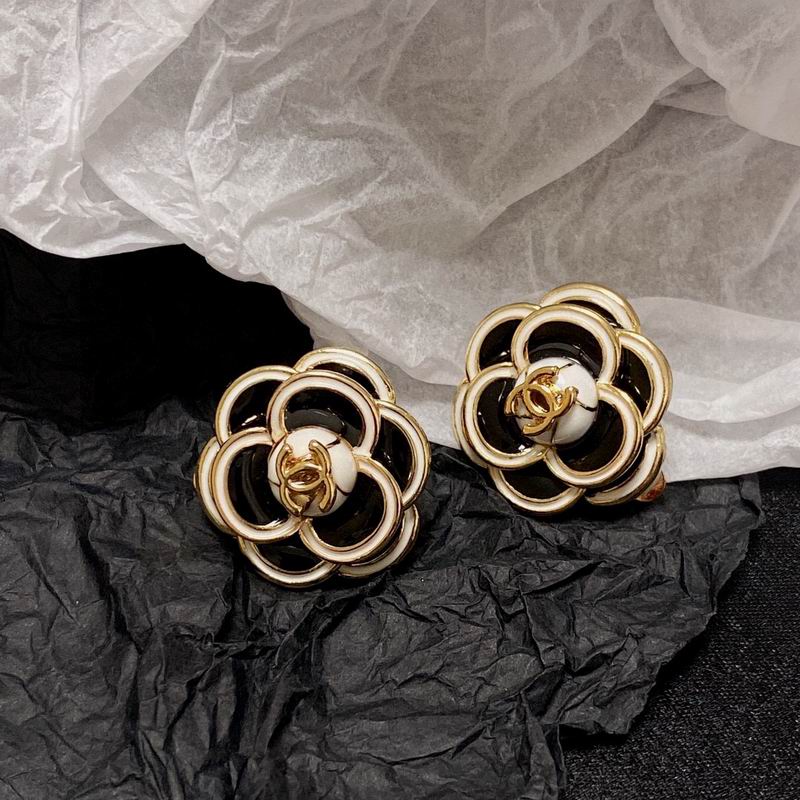 Chanel earing 1lyx450