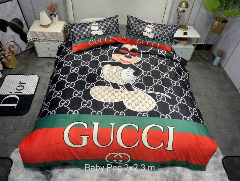 Gucci Pec 2x2.3m n11