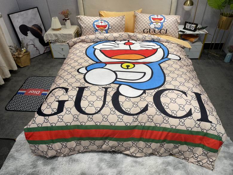 Gucci 2.0x2.3m 16