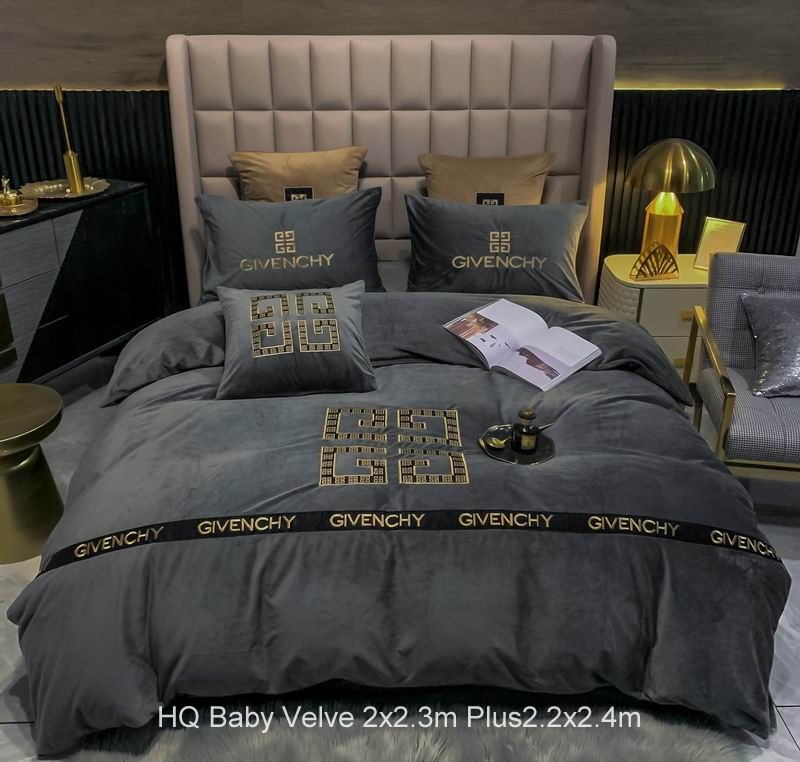 Givenchy 2x2.3m Plus 2.2x2.4m n03