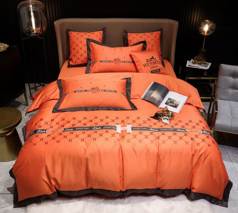 Hermes 2x2.3m 2.2x2.4m 09