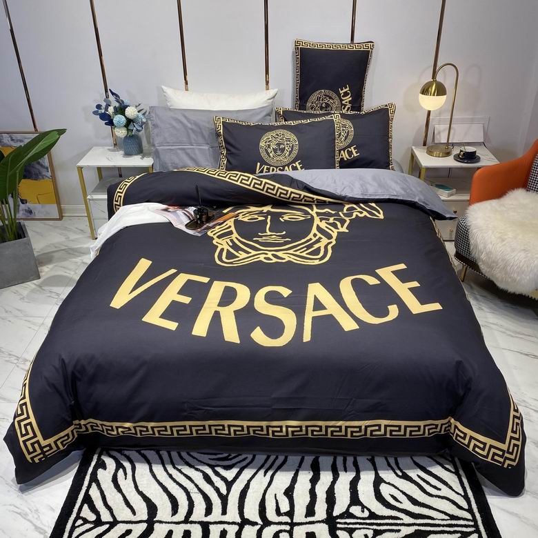 Versace 2.0x2.3m 03