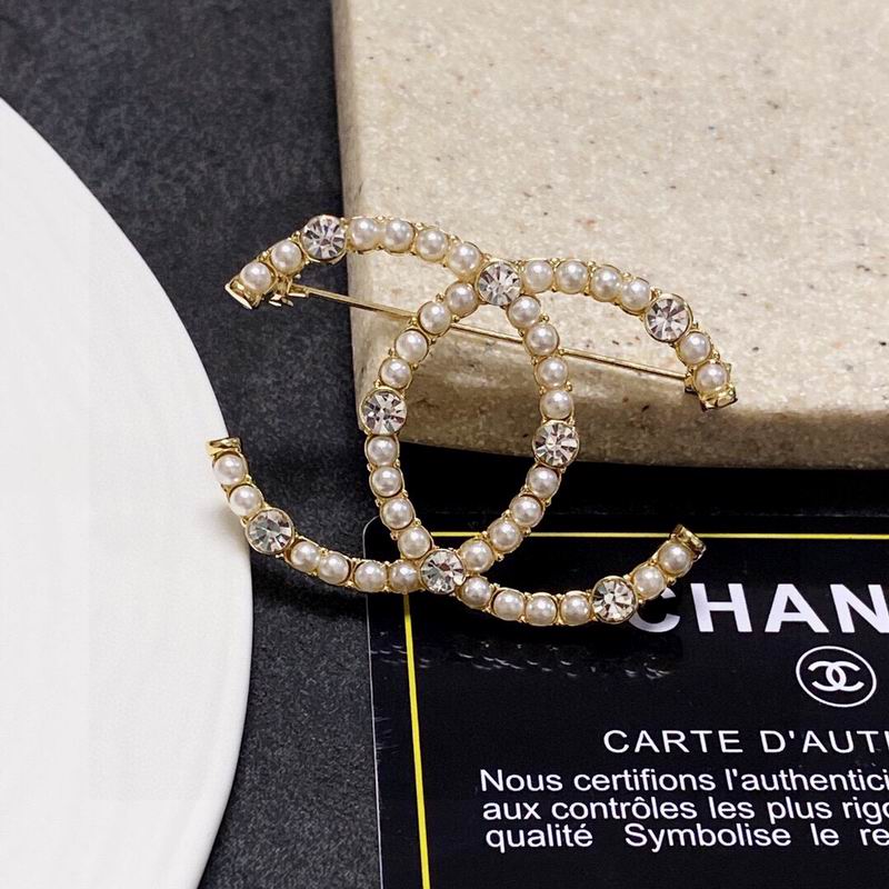 Chanel Brooch 1lyx164