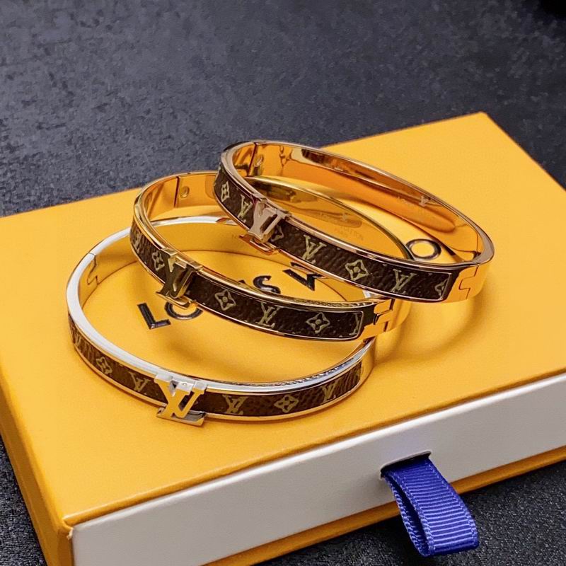 LV Bracelet 02lyr113
