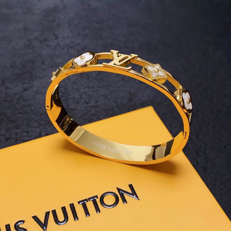 LV Bracelet 02lyr126