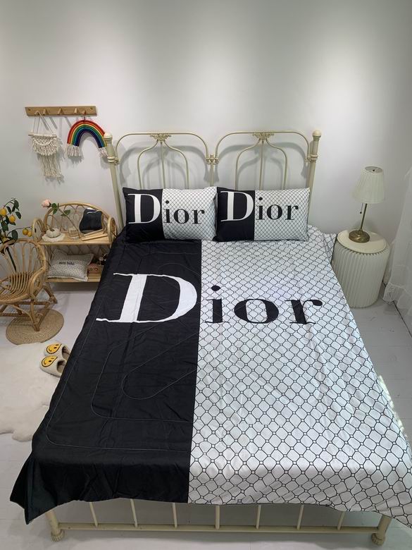Dior 2.0x2.3m 06