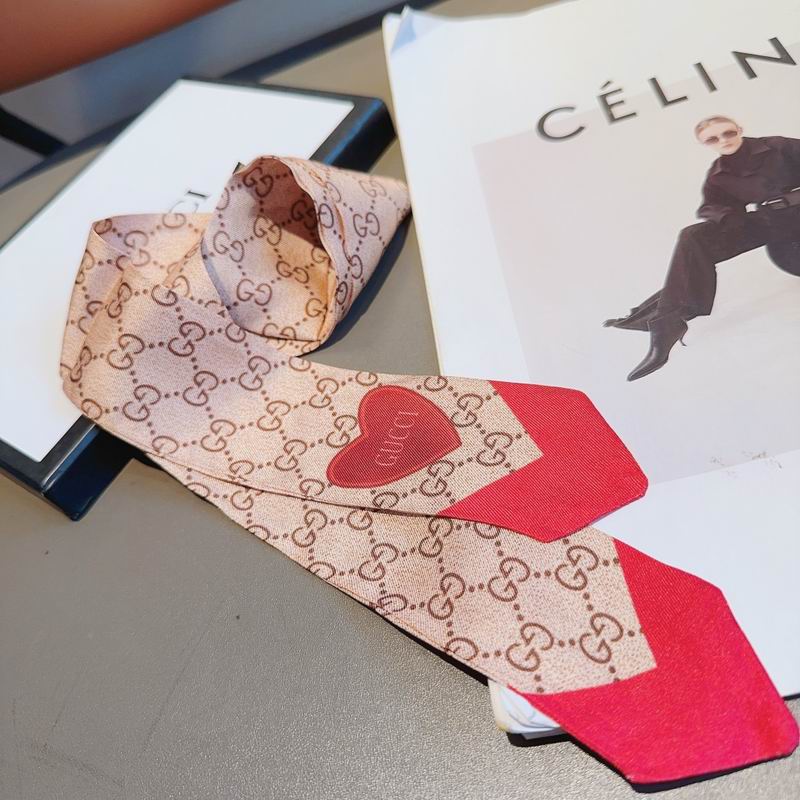 Gucci silk ribbon  hm501