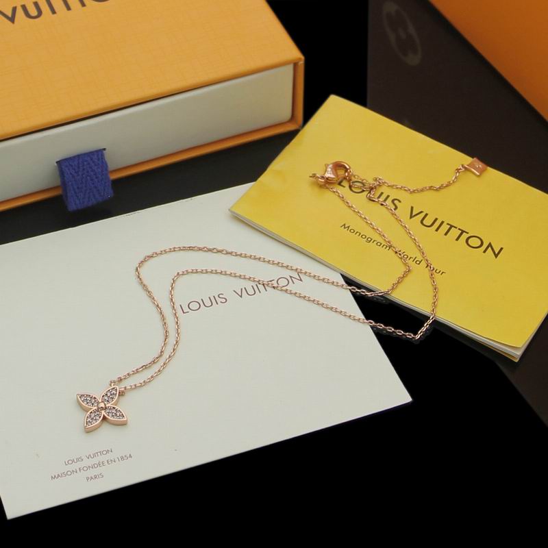 LV Necklace 03ly203