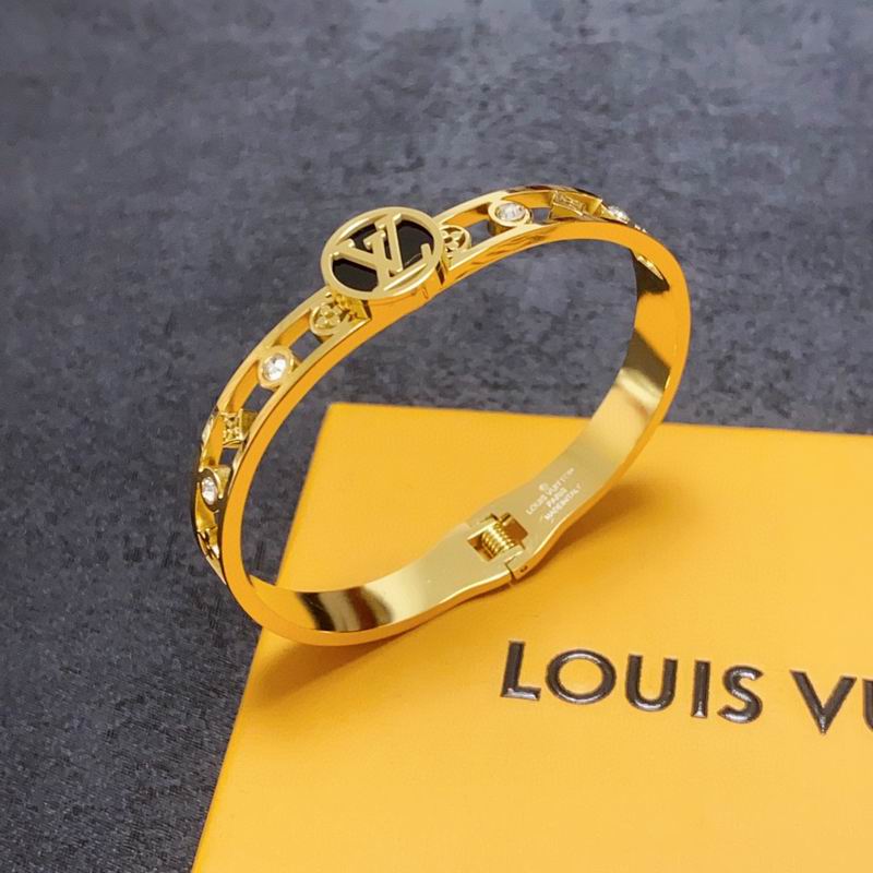 LV Bracelet 03lyr383