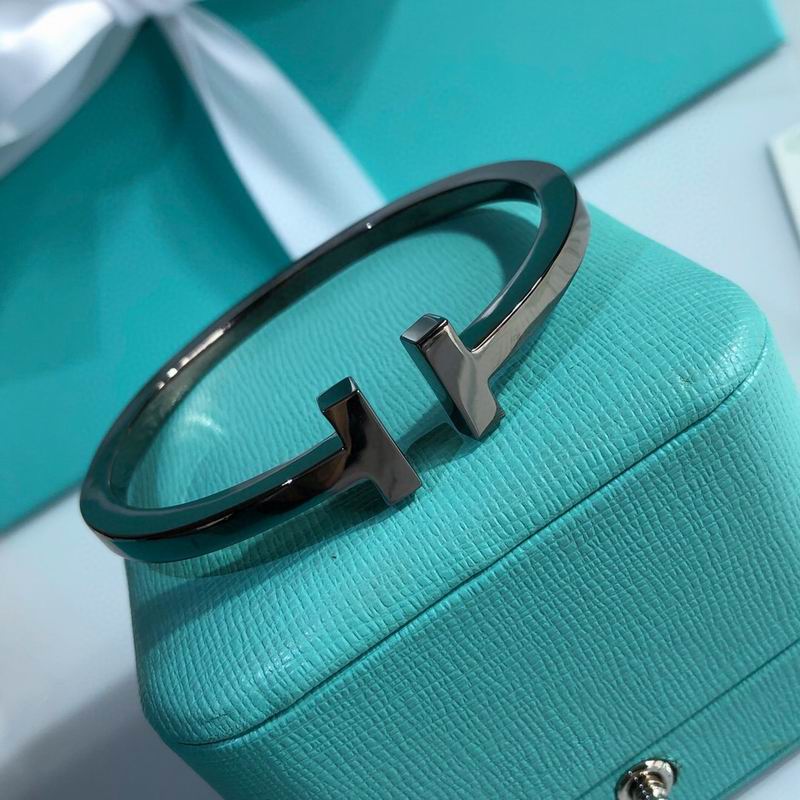 Tiffany bracelet 04lyx79