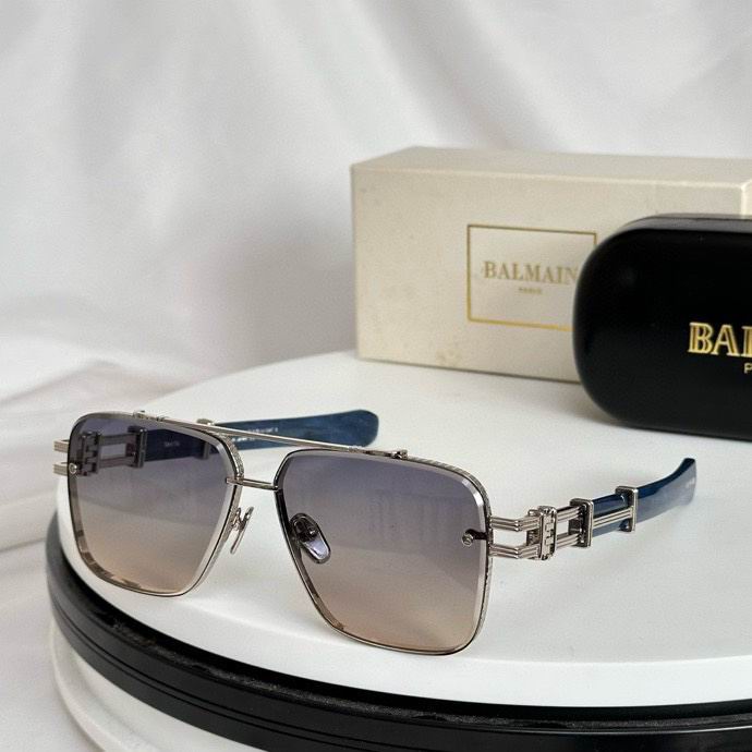 Balmain Glasses smx40