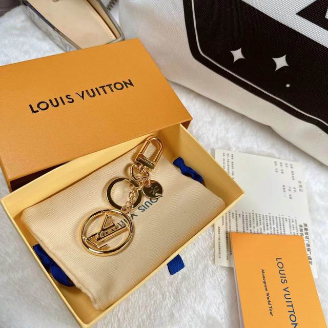 LV keyring 03lyh264