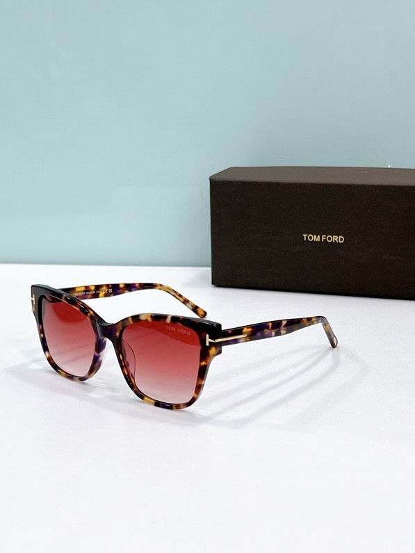 Tom Ford Glasses smx157