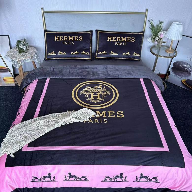 Versace  2.0x2.3m  22