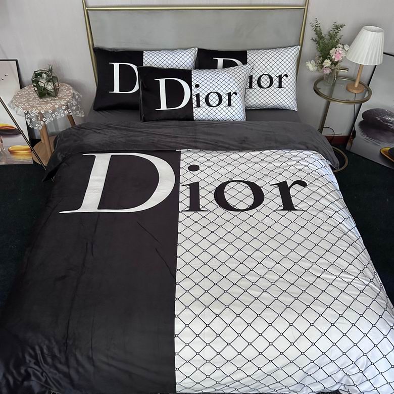 Dior  2.0x2.3m  29