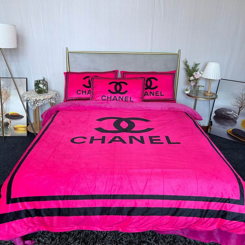Chanel 2.0x2.3m  39