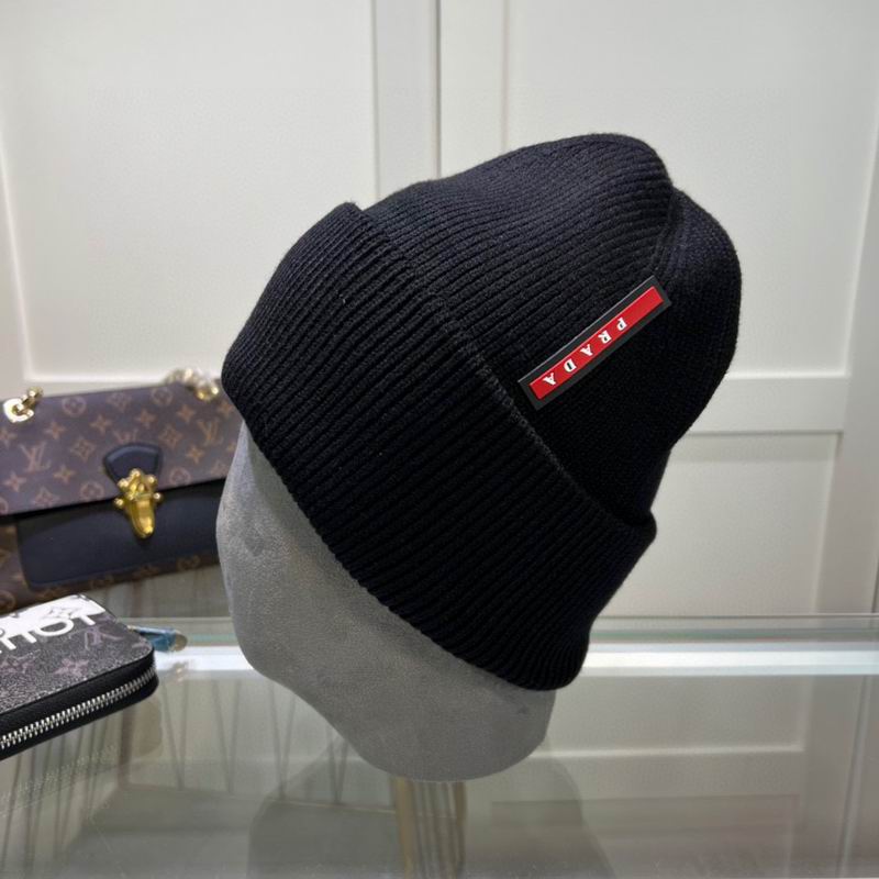 25 Prada hat 1029