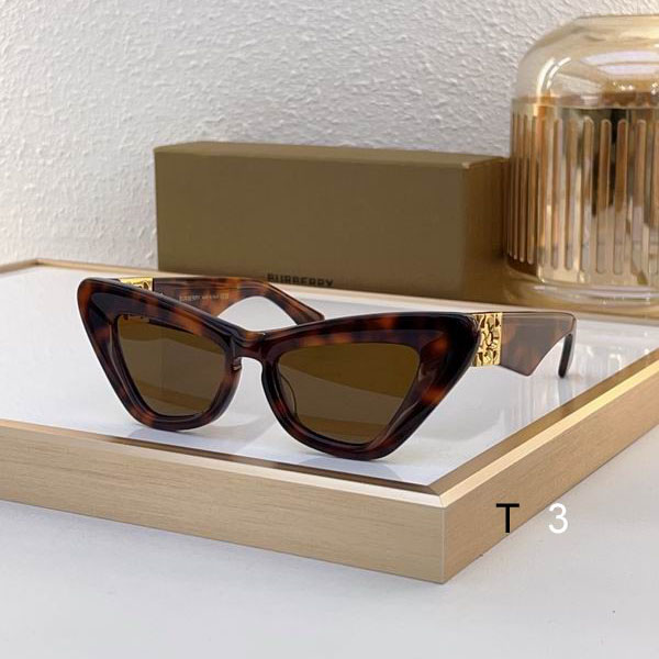 Burerry E4421U 51 18-130  c