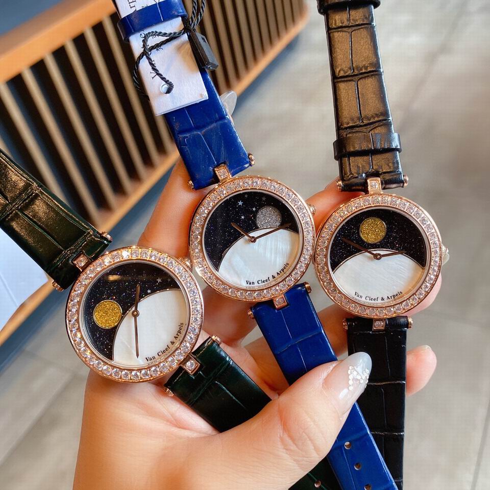 Van Cleef Arpels watch 02