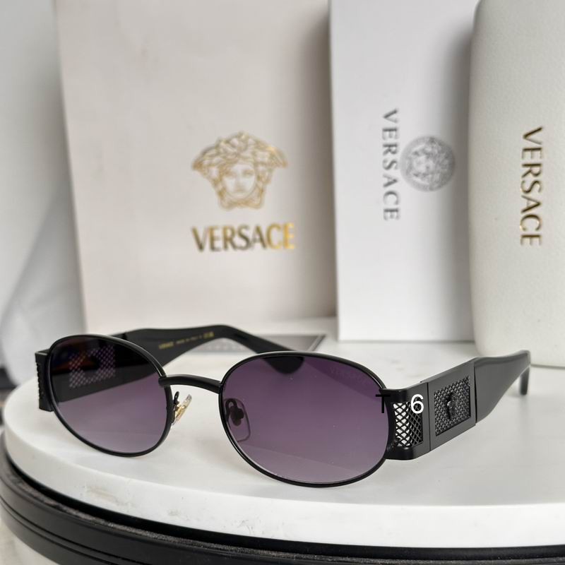 Versace  26M 56 18-140 e