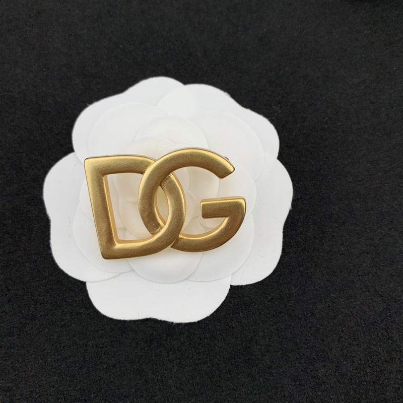 DG brooch 03cly2