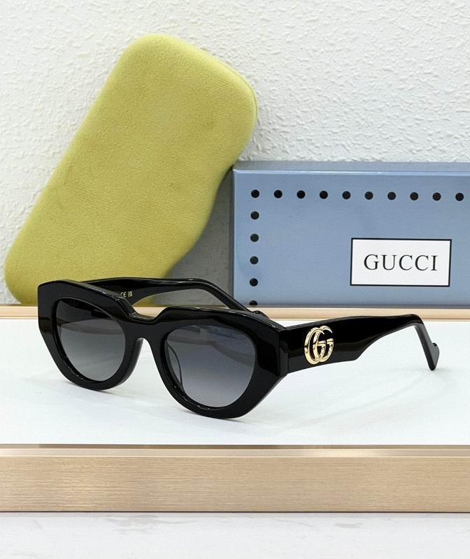 Gucci Glasses smh140