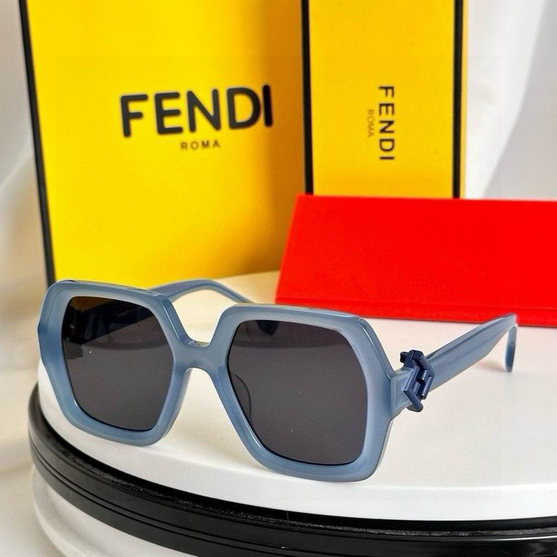 Fendi Glasses smh57
