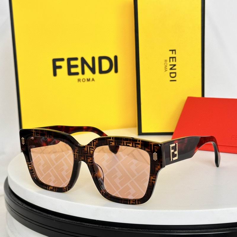 Fendi Glasses smh61