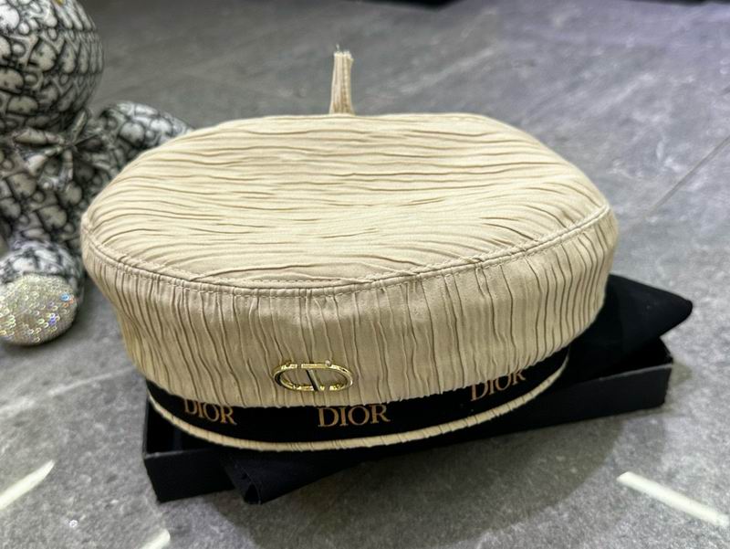Dior beret 1030