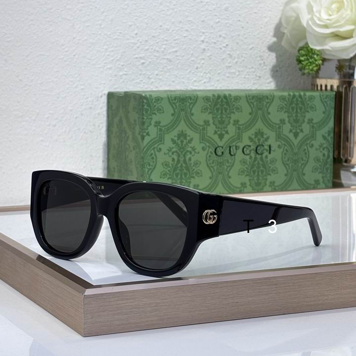 Gucci GG1599SA 52 17-145 c