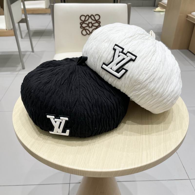 LV beret 071502