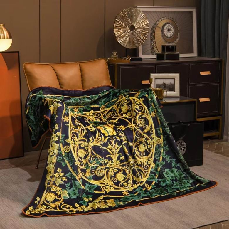 Versace 1.5x1.5m 1.5x2.0m 2.0x2.3m 02