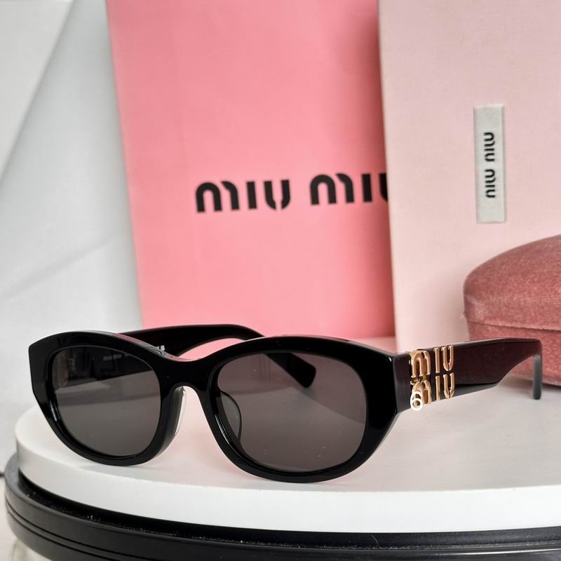 MiuMiu SMUA03S 54-19-140 e