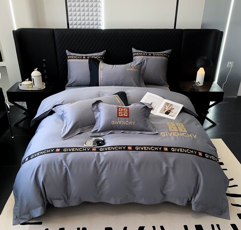 Givenchy 2.0x2.3m 2.2x2.4m  06