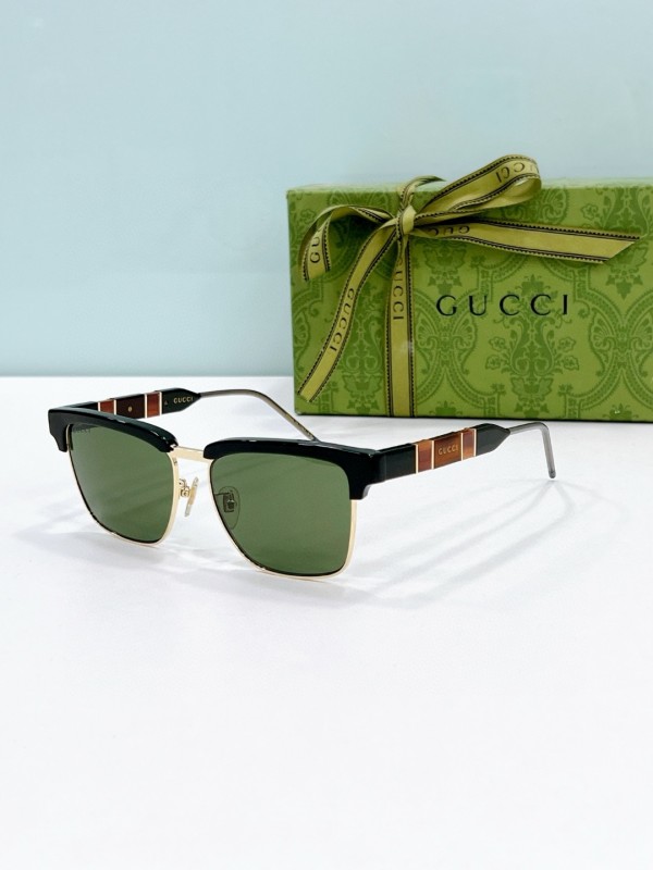 Gucci Glasses 08smh38