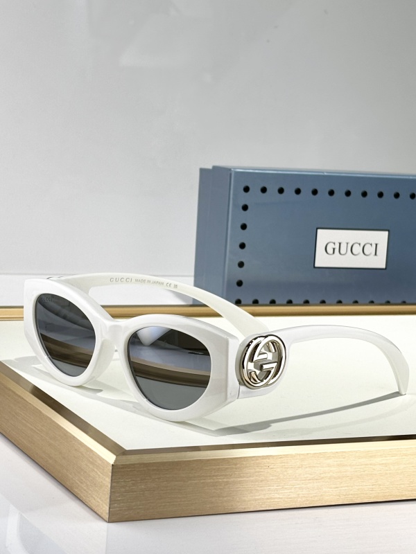 Gucci Glasses 08smh86