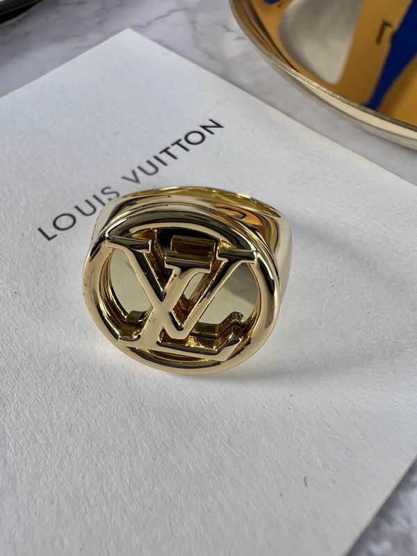 LV Ring 07yxq06